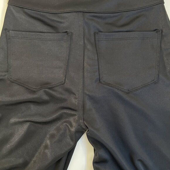 Skims Pants - Picture 3 of 3